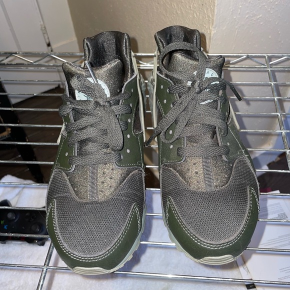 Nike Huarache Run - Picture 2 of 5